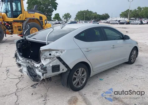 2018 Hyundai Elantra Value Edition z USA, uszkodzony, nr VIN 5NPD84LF0JH400565